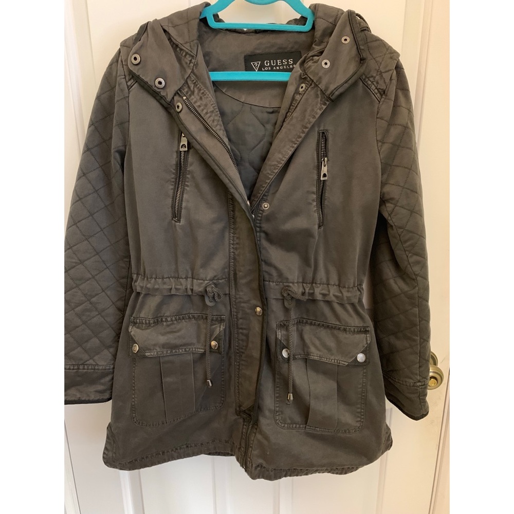 GUESS women’s medium quilted zip up jacket